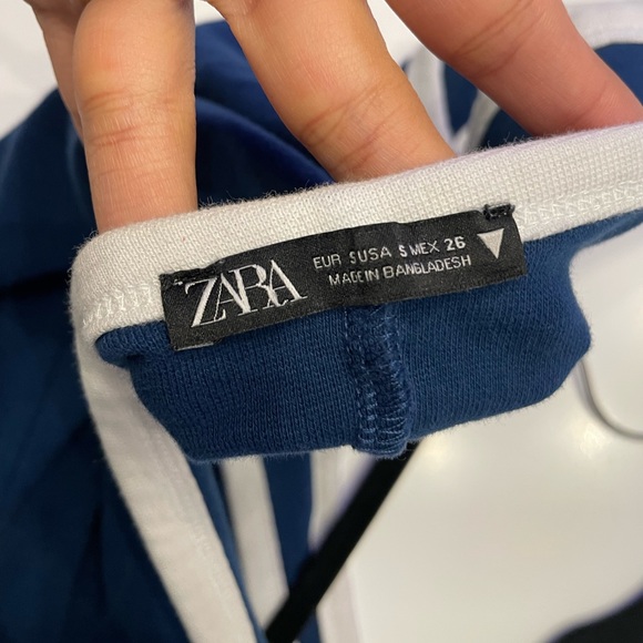 Zara Short Jumpsuit Romper - Picture 3 of 3